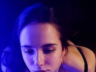 Erotický videochat -Angry-Fox-