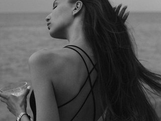 Erotický videochat -WitchBlades-