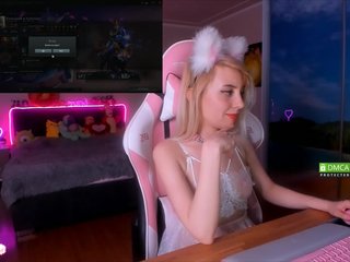 Fotky __Cristal__ Hi. I'm Alice)Support in the top 100, please)Lovense in mу - work frоm 2tk! 20 tk - random, the most pleasant 2222 - 200 ces fireworks, cute cmile 22, show ass - 51, Ahegao 35, squirt 800.