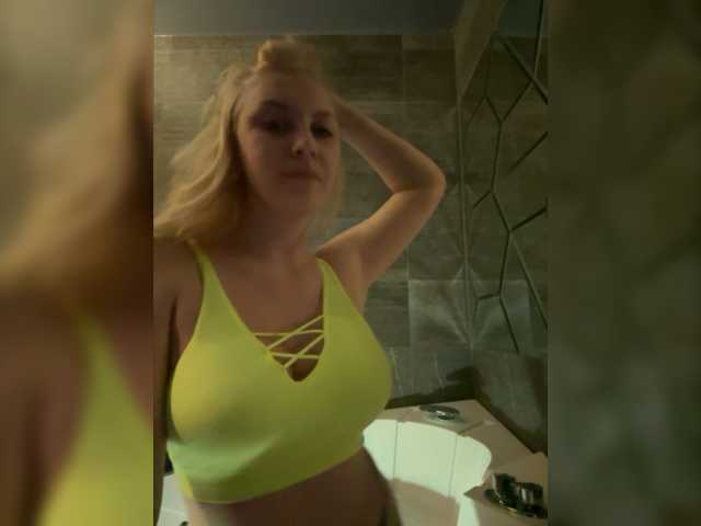 Fotky -SashaSexy- Hi all! I am Sasha full privat and I am yours)