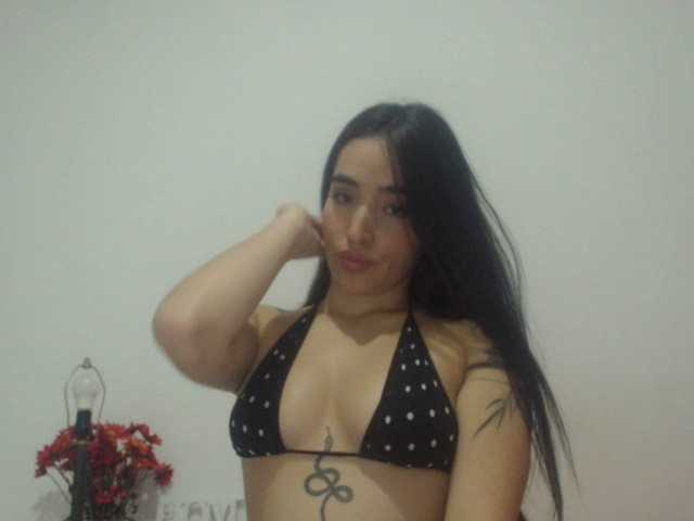 Fotky -sweetnatasha #latina #young #daddy #horny #anal#cum#squirt