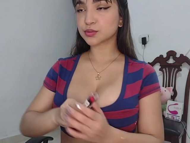 Fotky -ToxicLove- oil and spanking on my tits 234 ♥ I want to play, I'm very hot, Juguemos!! #teen #dildo #lovense #bigboobs #squirt