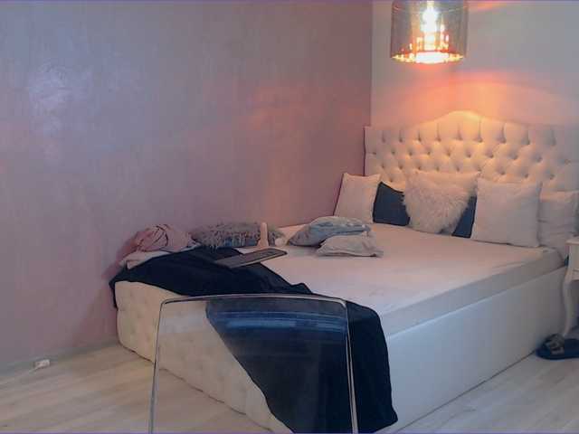 Vysílací screenshoty 18CandyLove