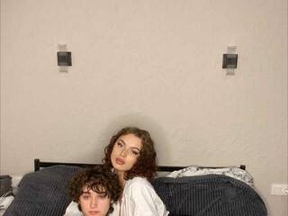 Erotický videochat 2Sweet4Yours