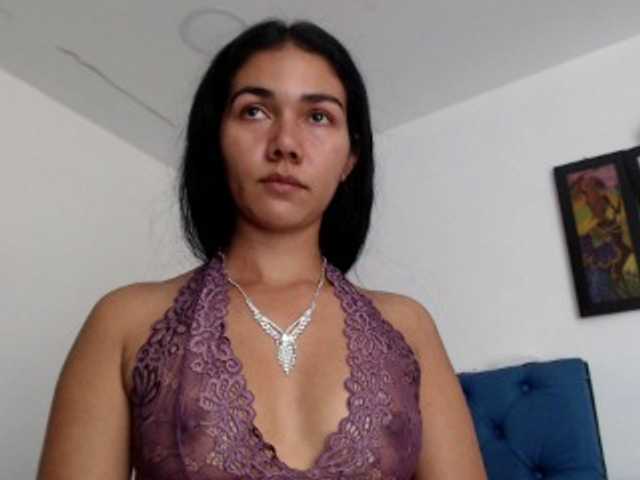 Fotky abbi-moon hello guys I'm new, I hope I can make many friends today, I would love to make you happy #shaved#smalltits#new#latina#colombia#sweet#young