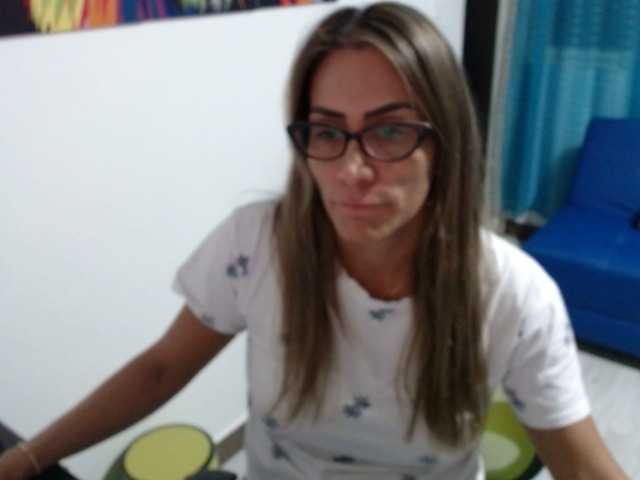 Vysílací screenshoty Abbyhotskin