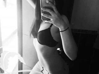 Erotický videochat Abellaskins