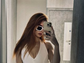 Erotický videochat Adel57