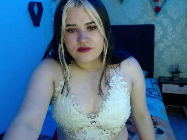 Vysílací screenshoty AdeleBlue