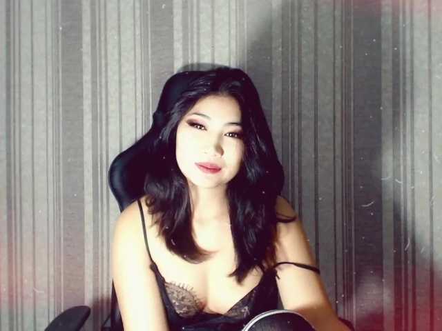 Fotky adellasweety #cum show#get naked#sguirt#asian play with pussy