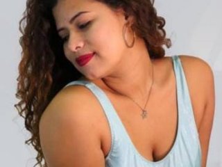 Erotický videochat Adelle32