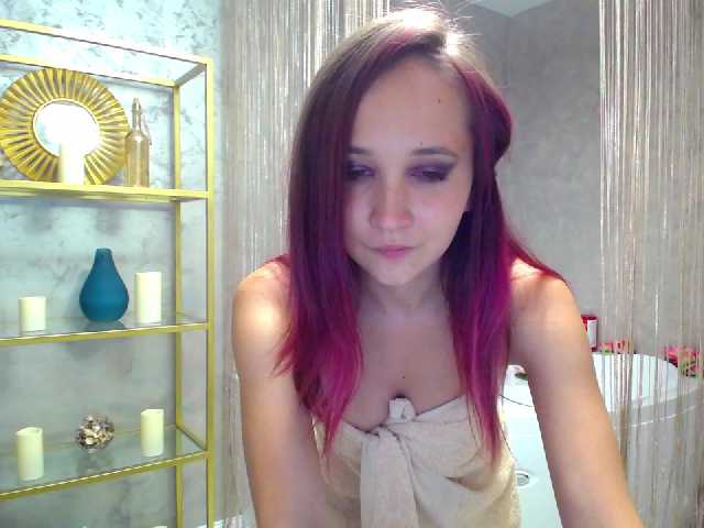 Fotky AdorableGirle Hi guys, I am very glad to see you in my room) I hope you are feeling good and ready to have some fun here)