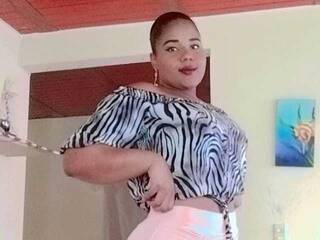 Erotický videochat AdrianaGuz