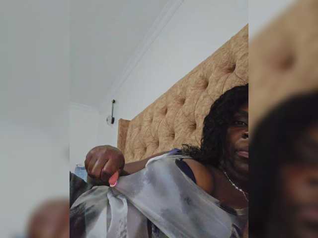 Vysílací screenshoty AfricanShyQueen1