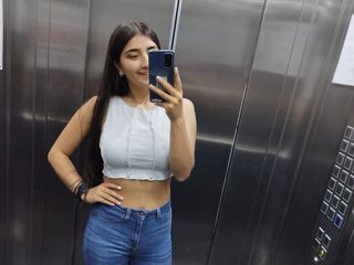 Erotický videochat AHRI-TAY