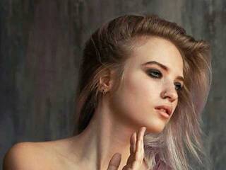 Erotický videochat Airaa