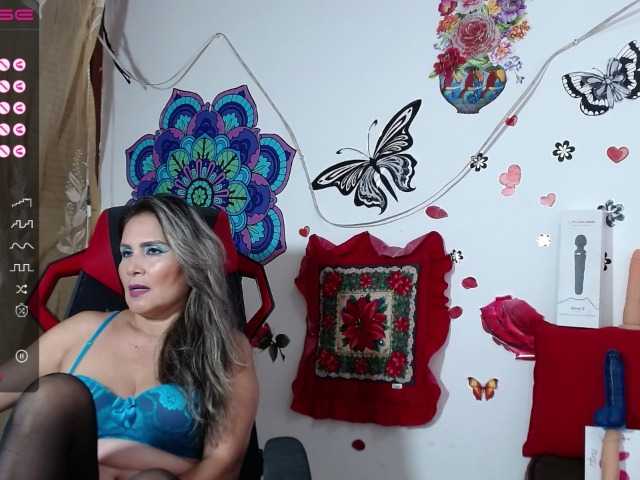 Vysílací screenshoty aishabaker1