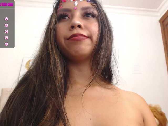 Fotky AlannaMorris Lovense Lush : Device that vibrates longer at your tips and gives me pleasure :licking :sed_kiss #lovense #latina #18 #ahegao #squirt #anal
