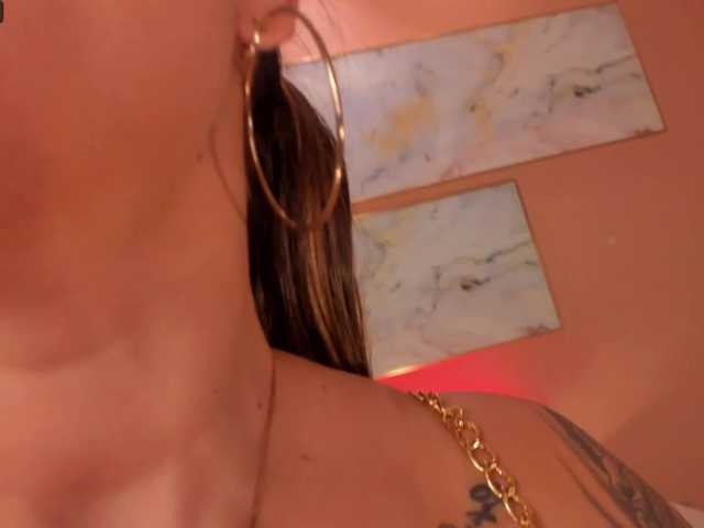 Vysílací screenshoty AlexaField