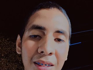 Erotický videochat Alexcumhot