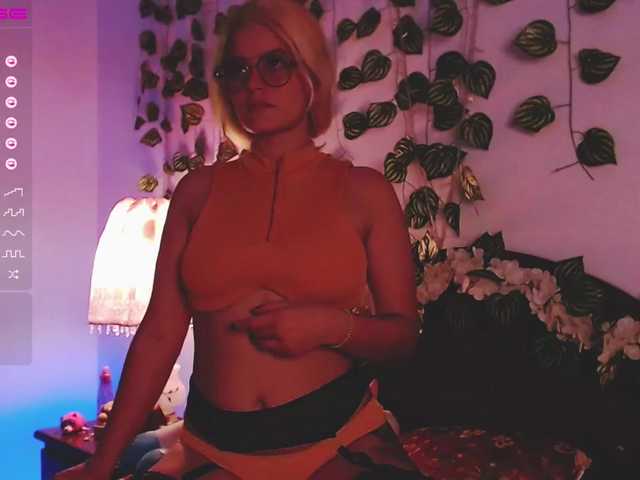 Fotky AlexFiisher ♥​Welcome ​to ​my ​room, ​every ​contribution ​is ​important, ​Enjoy ​ur ​time ​here♥​Roll the Dice 35Tks / Lush ON / Flash Tits 33Tks/Pussy in cam 5minutes 99Tks