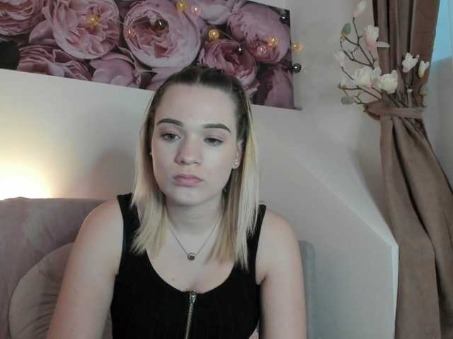Fotky AlexisTexas18 Another rainy day here, i am here for fun and chat-- naked and cum in pvt xx #18 #blonde #cute #teen #mistress
