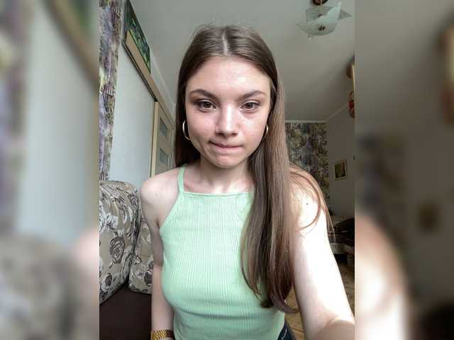 Vysílací screenshoty Please_me