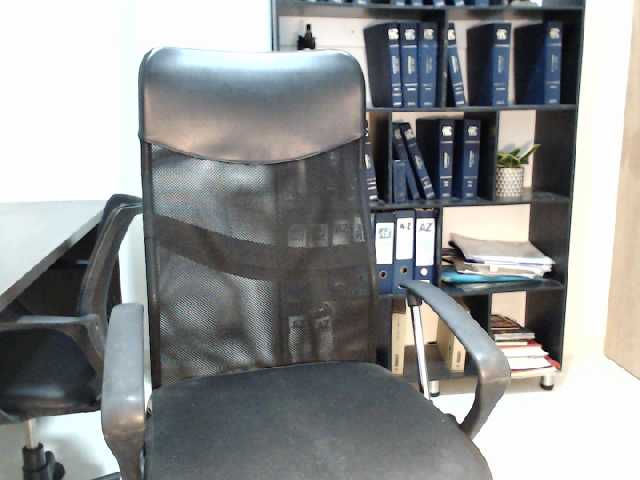 Fotky alicelu ...in my office... make me wet #squirt #cum #latina #natural #brunette #18 #feet #nolimits #lovense