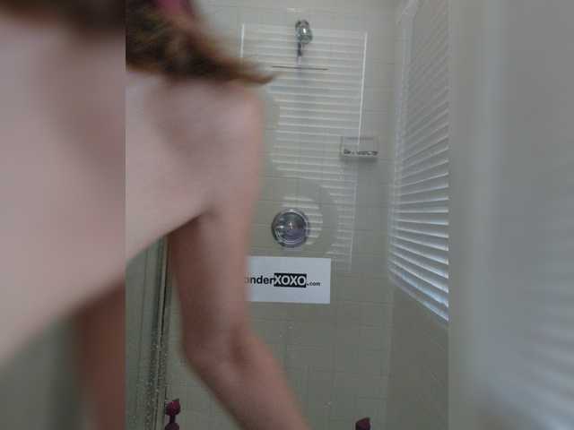 Fotky AliceWonder Welcum to my Wonderland! All tips welcum! Help me stay in the top 100 contest this week! Tips appreciated if you're enjoying shower time fun!Find me xalicewonderxoxo at most cyber spaces!