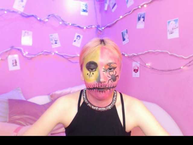 Fotky AlienKim Welcome to room of fear)) let's have a fun in my partyroom #scare #fearroom #halloween #asian #young