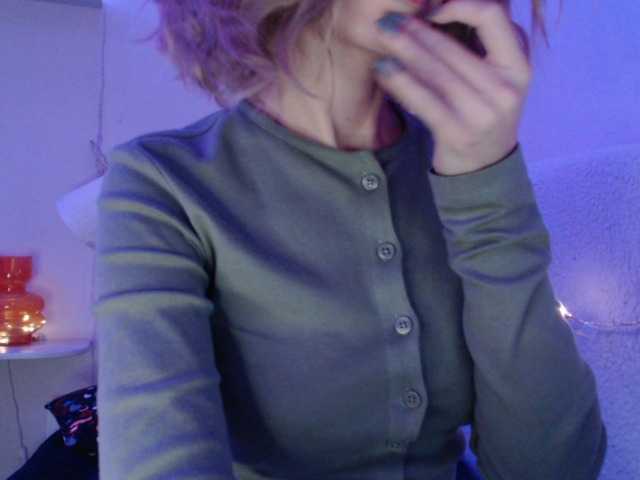 Fotky Alisa-Nora hi im Alisa * favorite vib 25 50 88 181* when i feeel good -you will see me naked and squirt* want me 69*show face 77* snap 888*