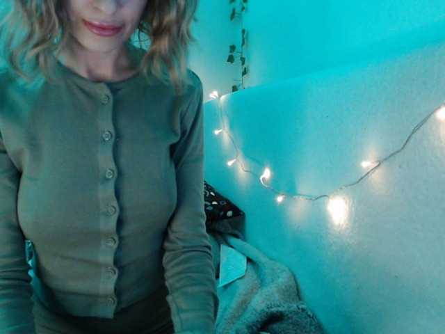 Fotky Alisa-Nora hi im Alisa * favorite vib 25 50 88 181* when i feeel good -you will see me naked and squirt* want me 69*show face 77* snap 888*