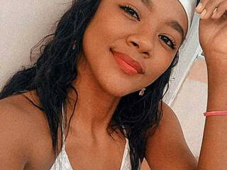 Erotický videochat AlixhaMore3