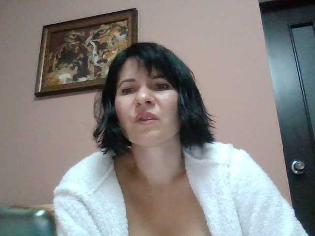 Fotky AllaBoni Hi guys! WHO MAKE ME CUM???with me a pleasure to entertain) so requests to play me and you will not regrethi,I have a new toy let it protest it together