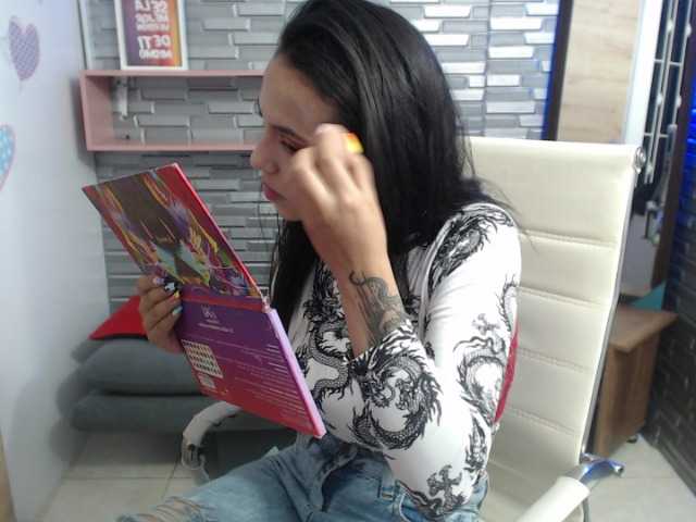 Vysílací screenshoty Allison-pink