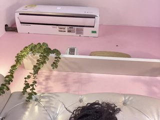 Erotický videochat Aluna-Sweet