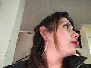 Erotický videochat Alysson-1