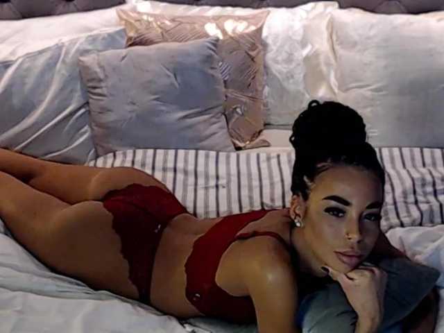 Fotky amarettarose Inst amarose_retta I am saving up for a toy Lovensе 9000 tokens so that you can control my pussy and give me pleasure! number of already collected tokens 4483 left to collect 4517