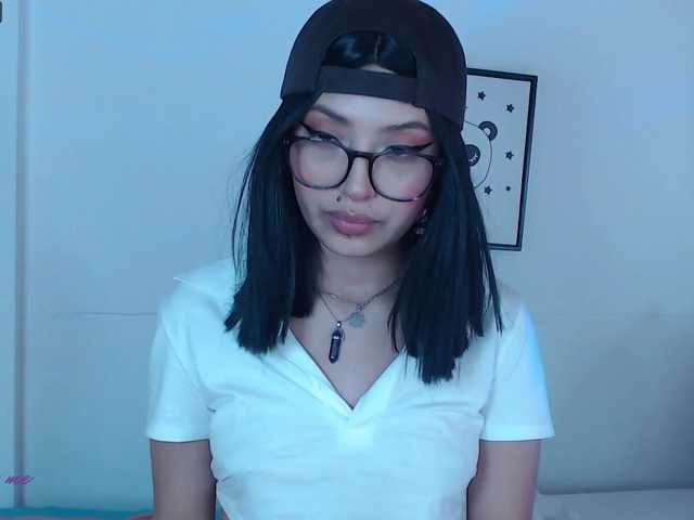 Vysílací screenshoty amy-baez