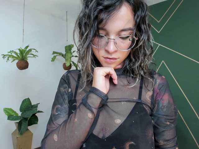 Vysílací screenshoty AmyAddison