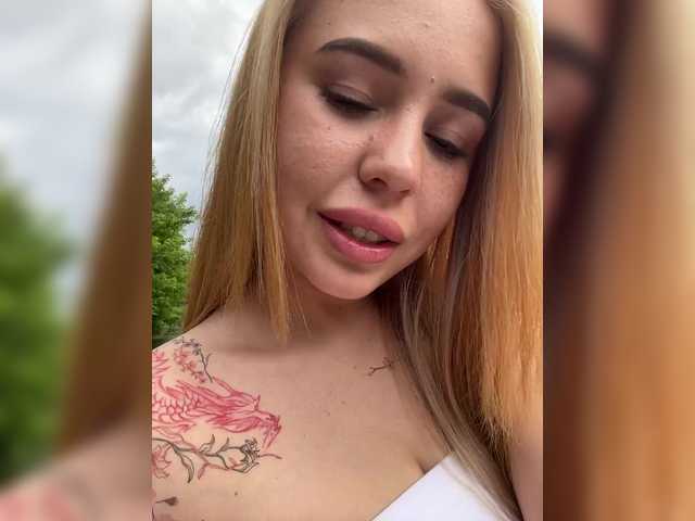Vysílací screenshoty AmyGlad