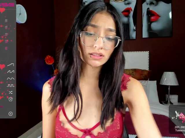 Fotky anahianahi welcome my room guys!!!! dare to have fun with me!!!!!#lovense#smalltitts#blowjob#ass