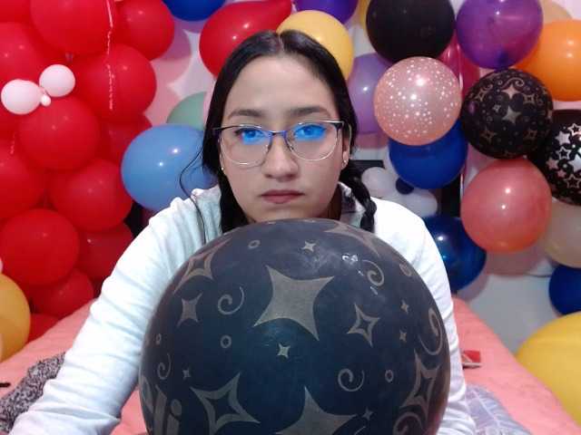 Fotky Andreacute Hello guys welcome to my room, let's play with my balloons, I'm a looner, I have a hairy pussy, #balloons #bush #hairy #control lush or domi