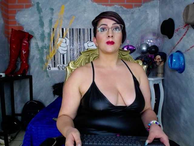 Fotky AndreaFetish welcome to my room heavy and dirty talk!!! any request must be accompanied by tokens #femdom #anal #squirt #bdsm #heels #smoke #mature #mistress #deepthroat #cei #joi #fetish #strapon #sph #bigtit