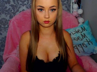 Fotky AngelSue 10- stanup, 20-show ass, 25-show ass and spank it, 30-add friends, 50- boobs in bra, tip me!