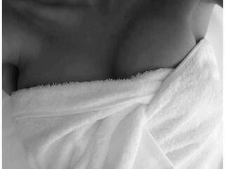 Erotický videochat Angie-Delores