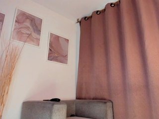 Erotický videochat Angie-Pirs