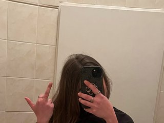 Erotický videochat anirie_findom