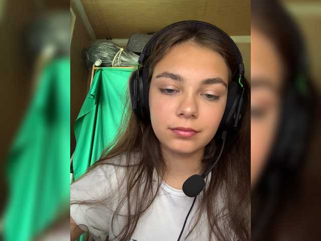 Vysílací screenshoty AnnaCow13