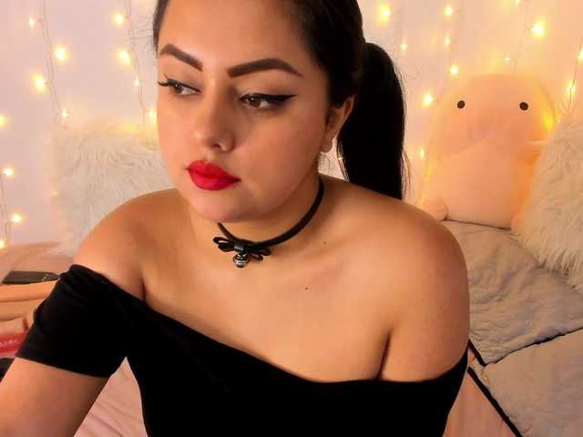 Fotky annai-lopez1 happy new year guys!!! #latina #lovense #daddy #cum #squirt 1200tk for bigtoy in pussy!